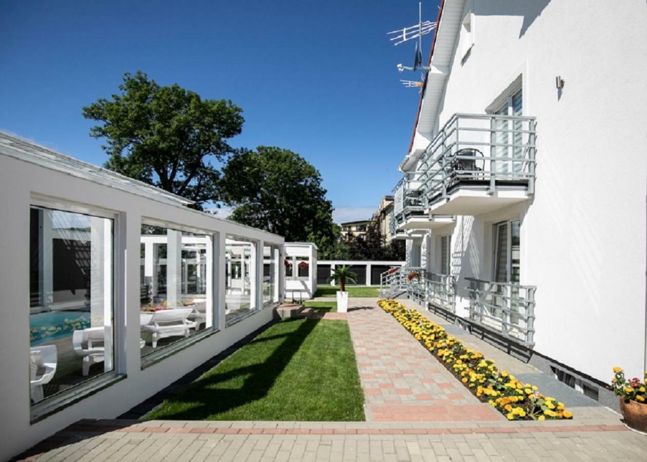 Palisander Z Widokiem Na Morze Trzesacz Ngoại thất bức ảnh