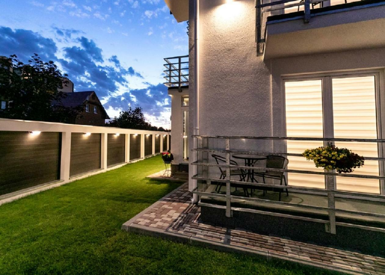 Palisander Z Widokiem Na Morze Trzesacz Ngoại thất bức ảnh